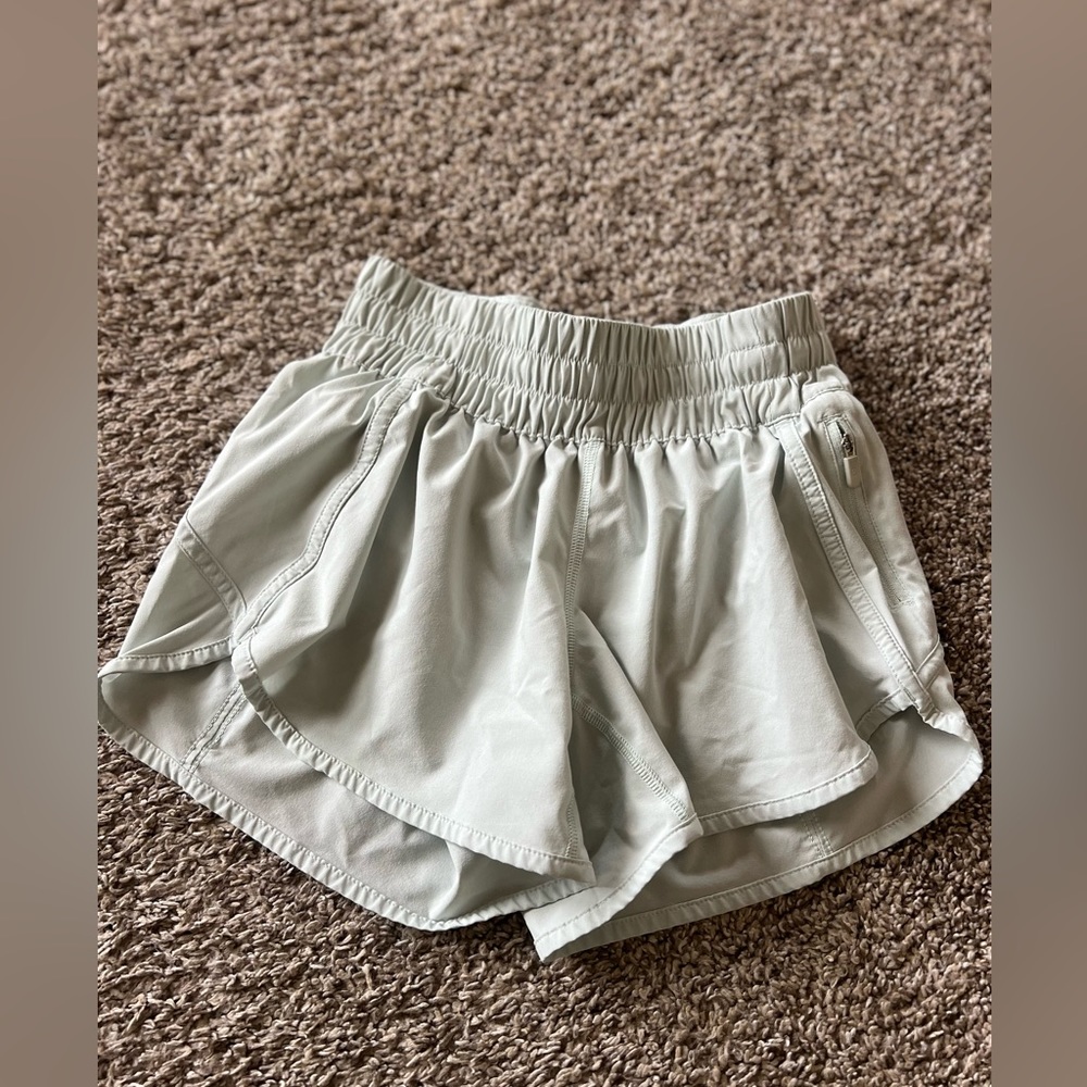 Lulu Lemon Shorts - Size 4 - Mint